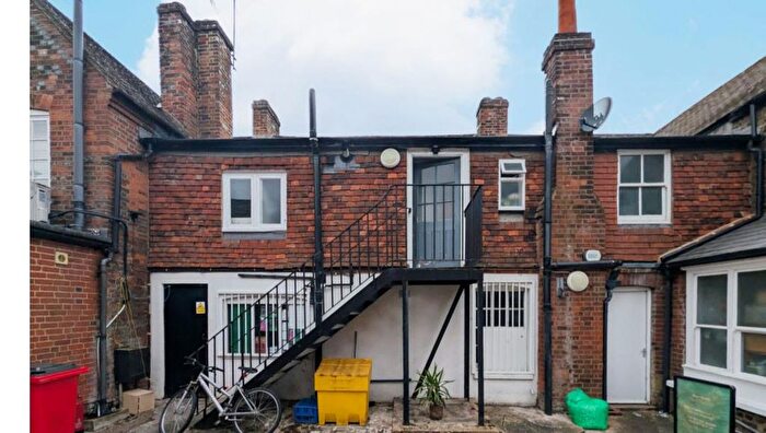 1 Bedroom Flat For Sale In B High Street, Stevenage, Hertfordshire, SG1