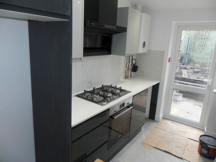 5 Bedroom Detached House To Rent In St Johns Road, Guildford, Surrey, GU2