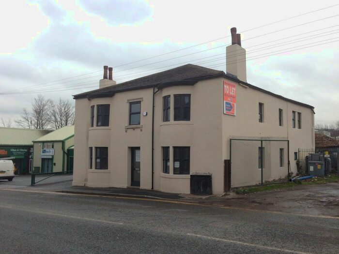 2 Bedroom Flat To Rent In Bradford Road, Pudsey, LS28