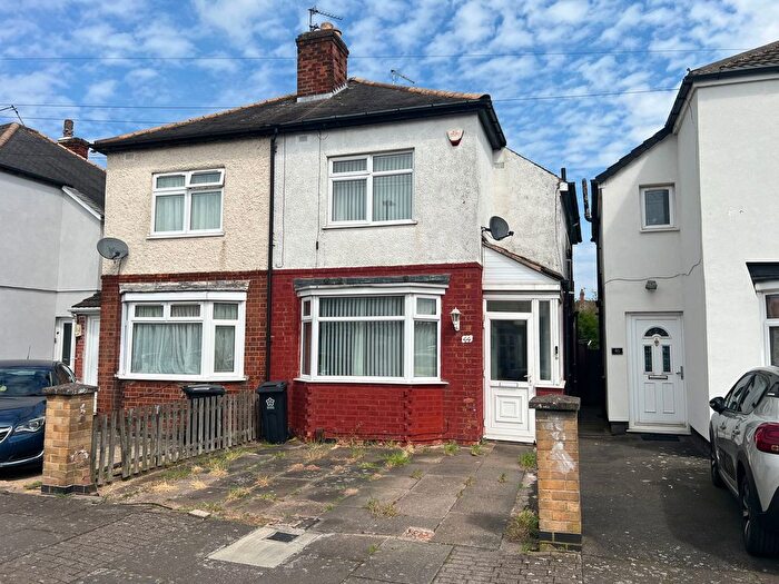 3 Bedroom Semi-Detached House For Sale In Shetland Road, Leicester, Leicestershire, LE4