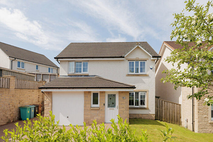 3 Bedroom Detached House For Sale In Aldridge Crescent, Cumbernauld, G68