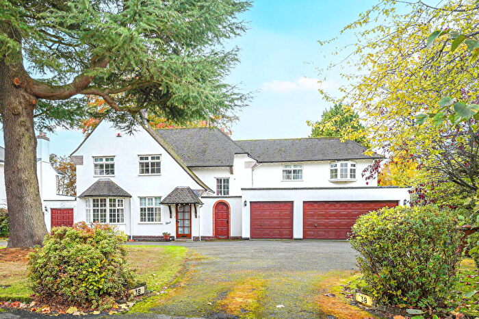 4 Bedroom Detached House For Sale In Silhill Hall Road, Solihull, B91