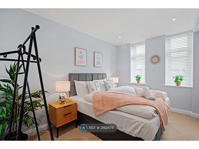 2 Bedroom Flat To Rent In Mitre House, Brighton, BN1