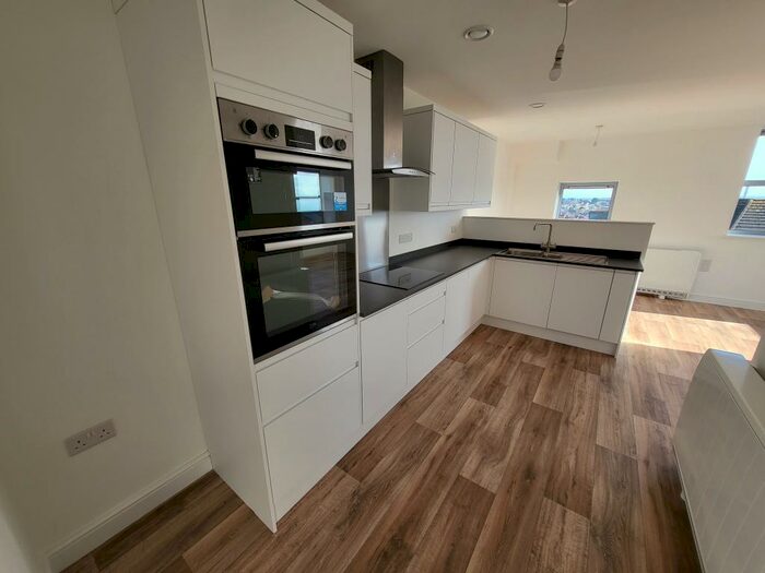 2 Bedroom Apartment To Rent In Bartholomews Square, Horfield, Bristol, BS7