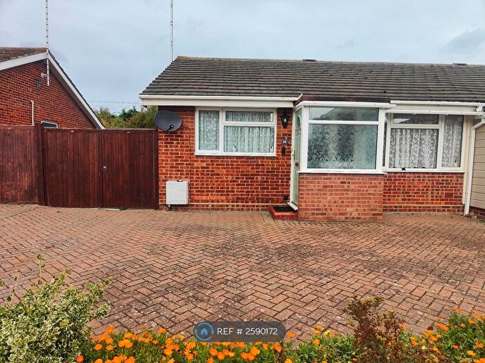2 Bedroom Bungalow To Rent In Longfield Road, Chelmsford, CM3