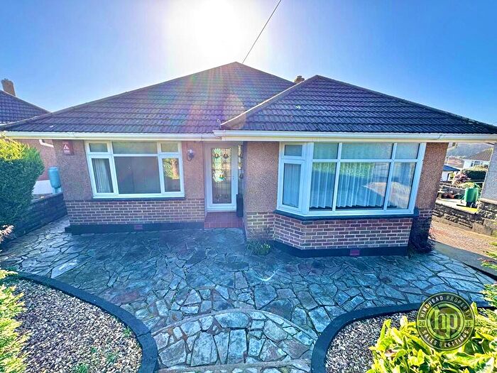 3 Bedroom Detached Bungalow To Rent In Furzehatt Way, Plymouth, PL9