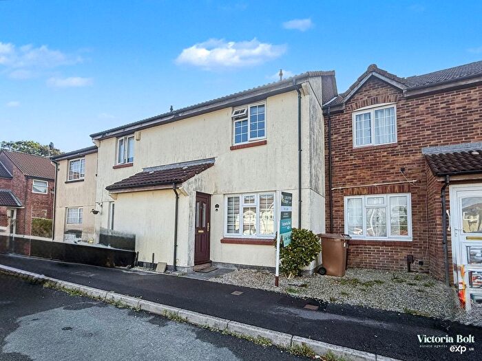 3 Bedroom Terraced House For Sale In Buddle Close, Plymstock, PL9