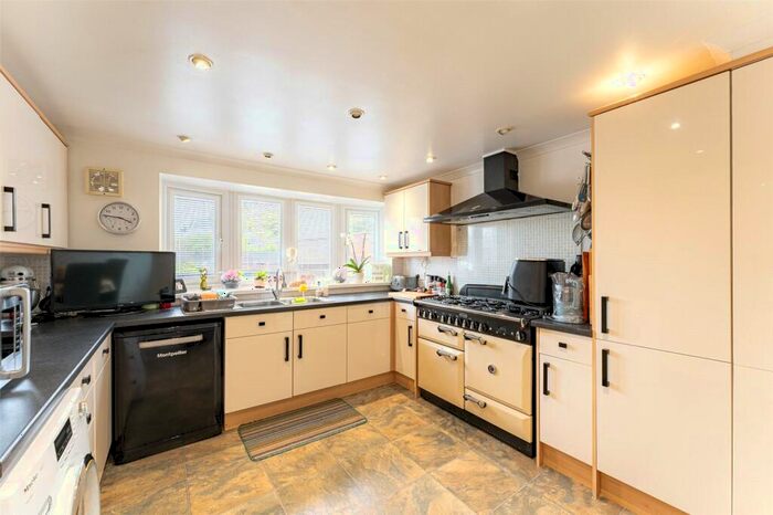 4 Bedroom Detached House For Sale In The Crescent, Lympsham, Weston-super-Mare, BS24