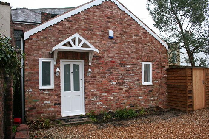 1 Bedroom Lodge To Rent In Parkfield Road, The Lodge, L17