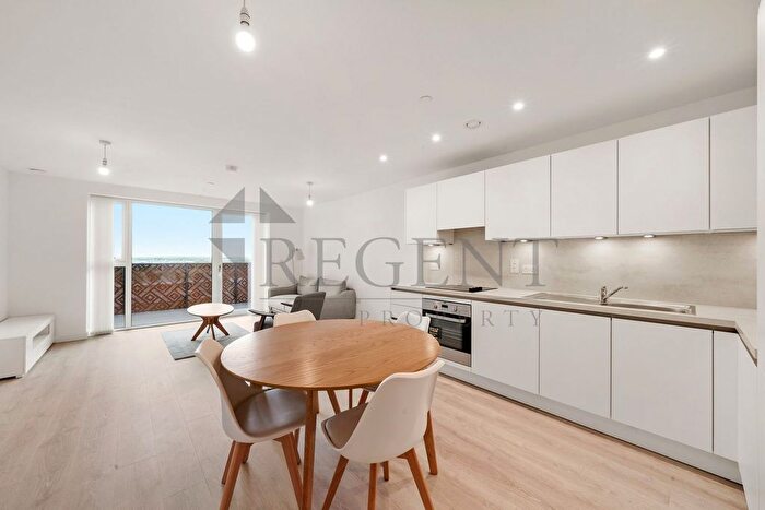 1 Bedroom Flat To Rent In Tabbard Apartment, East Acton Lane, W3