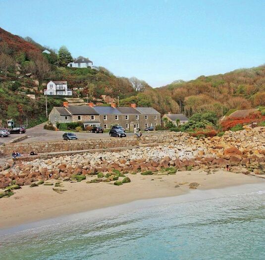 4 Bedroom Cottage To Rent In Lamorna Cove, Penzance, TR19