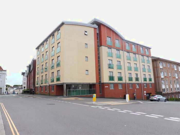 Studio To Rent In Regent Street, Plymouth, PL4