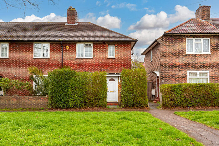 1 Bedroom Maisonette To Rent In Canterbury Road, Morden, SM4