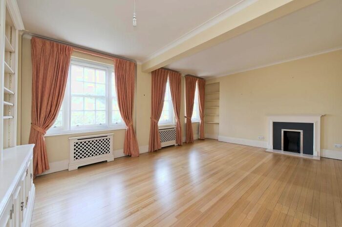 2 Bedroom Flat To Rent In St. Mary Abbots Court, Warwick Gardens, London, W14