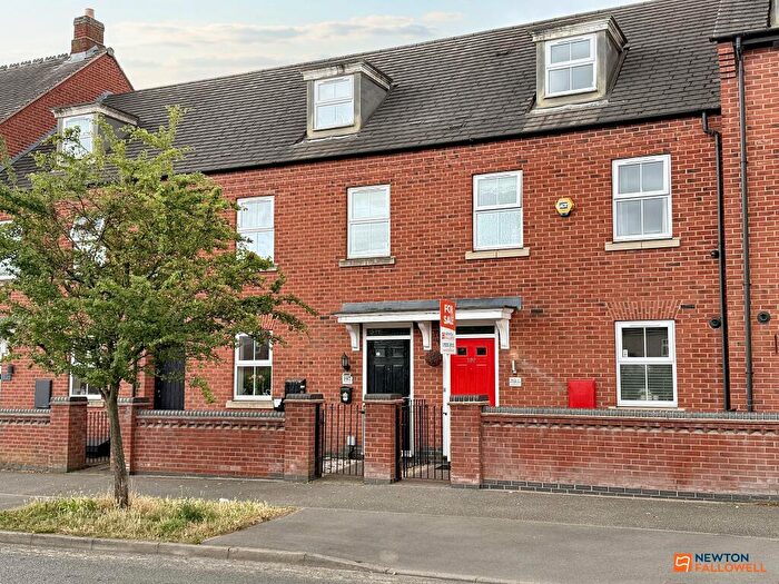 3 Bedroom Terraced House For Sale In Ashby Road, Coalville, LE67