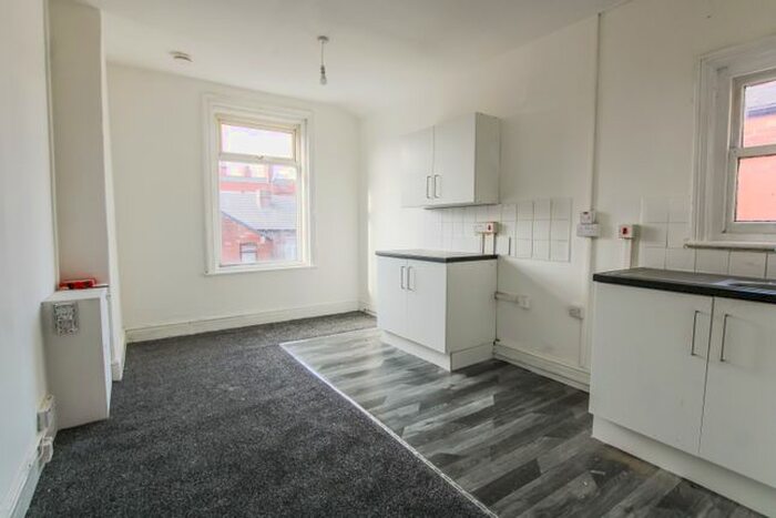 1 Bedroom Flat To Rent In Bromwich Street, Bolton, BL2