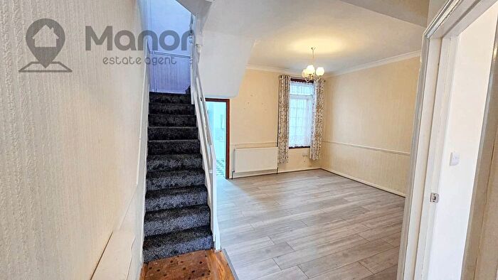4 Bedroom Terraced House To Rent In Masterman Road, East Ham, E6
