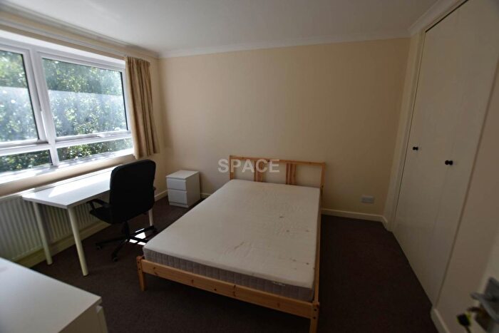 4 Bedroom Terraced House To Rent In Spring Terrace, Reading, RG2