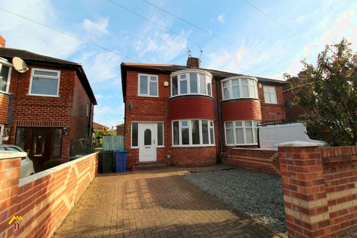 3 Bedroom Semi-Detached House To Rent In Blake Avenue, Wheatley, Doncaster, DN2