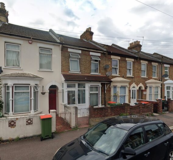 3 Bedroom Terraced House To Rent In Wolseley Road, London, E7
