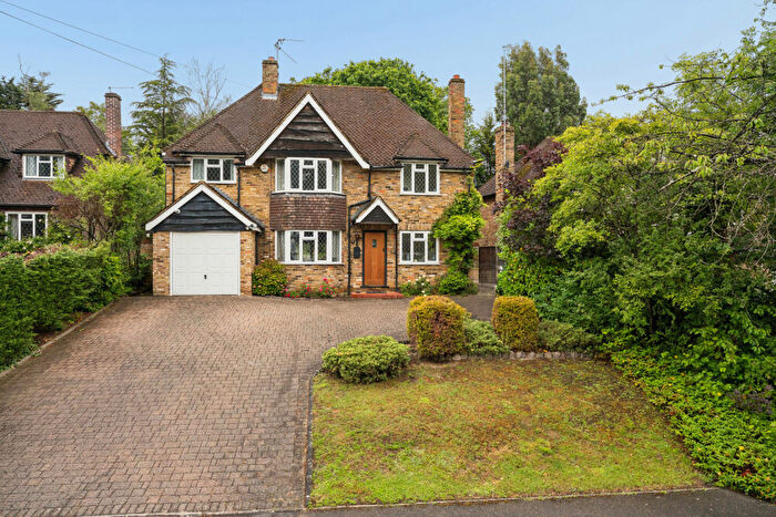 4 Bedroom Detached House For Sale In Howards Wood Drive, Gerrards Cross, Buckinghamshire, SL9