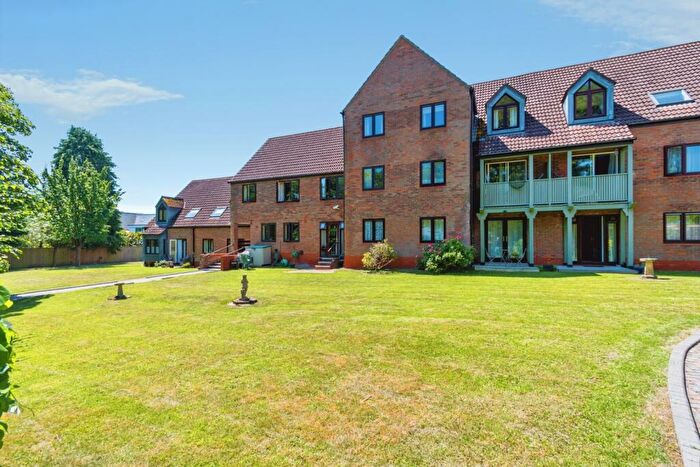 1 Bedroom Flat For Sale In Gosport Lane, Lyndhurst, Hampshire, SO43