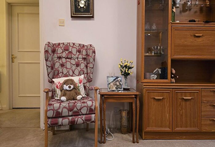 1 Bedroom Retirement Property For Sale In Summerlands Lodge, Orpington, Kent, BR6