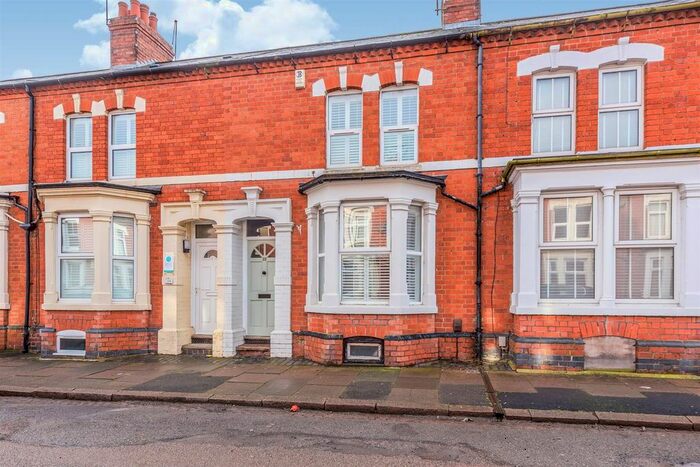 2 Bedroom Property To Rent In Ashburnham Road, Abington, Northampton, NN1