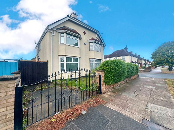 3 Bedroom Semi-Detached House To Rent In London Road, Bedford, MK42