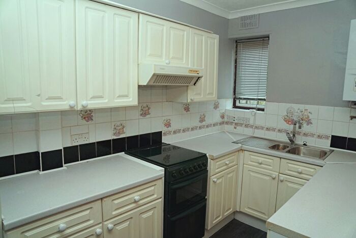 2 Bedroom Terraced House To Rent In Gospel Lane, Acocks Green, Birmingham, B27