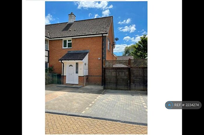 2 Bedroom Semi-Detached House To Rent In St Thomas Close, Basingstoke, RG21