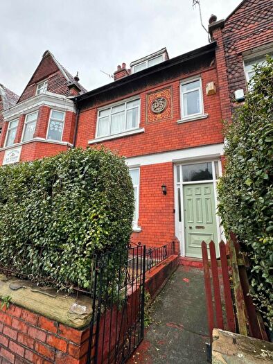 1 Bedroom Apartment To Rent In Aigburth Road, Aigburth, Liverpool, Merseyside, L17