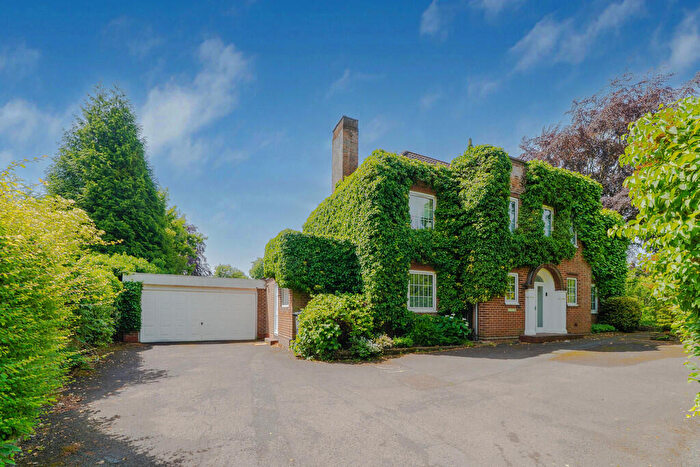 4 Bedroom Detached House For Sale In St James Road, Edgbaston, B15