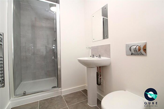 2 Bedroom Flat To Rent In Adelphi Wharf, Adelphi Street, Salford, Greater Manchester, M3
