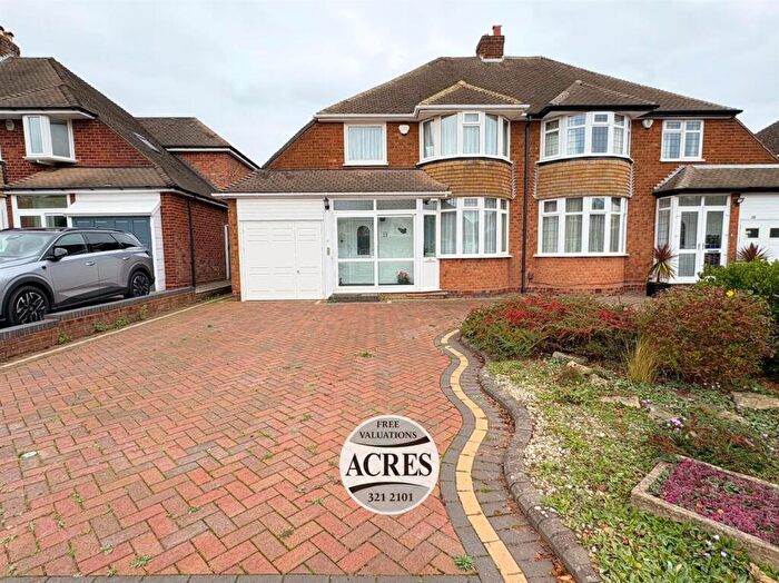 3 Bedroom Semi-Detached House For Sale In Dalkeith Road, Sutton Coldfield, B73