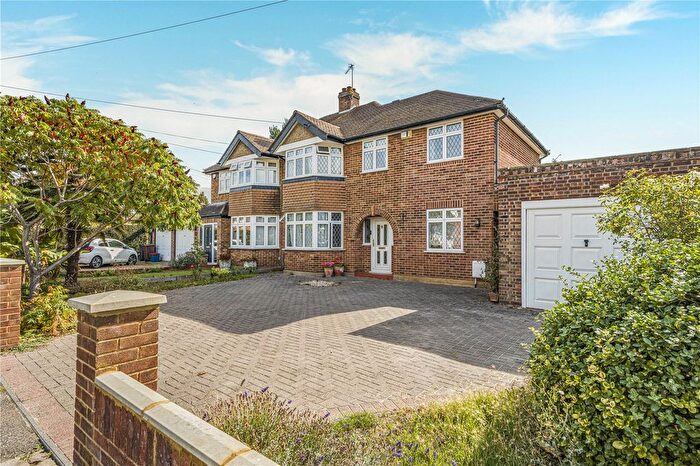 4 Bedroom Semi-Detached House For Sale In Queens Way, Hanworth Park, TW13