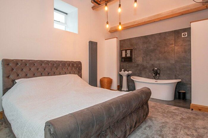 3 Bedroom Barn Conversion For Sale In Long Preston, Skipton, North Yorkshire, BD23