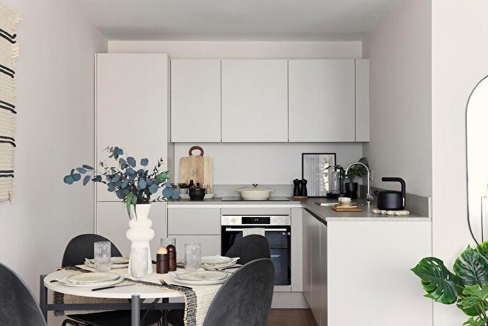 2 Bedroom Apartment To Rent In Pitsford Street, Birmingham, B18