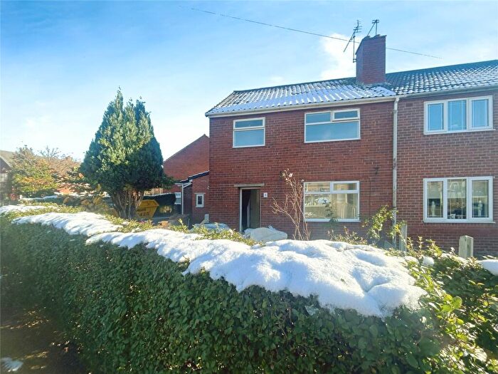 3 Bedroom Semi-Detached House To Rent In Park View, Worsbrough, Barnsley, South Yorkshire, S70
