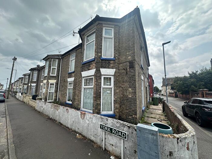 1 Bedroom Flat To Rent In York Road, Great Yarmouth, NR30