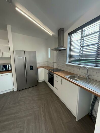 5 Bedroom Flat To Rent In Ashby House, Loughborough, LE11