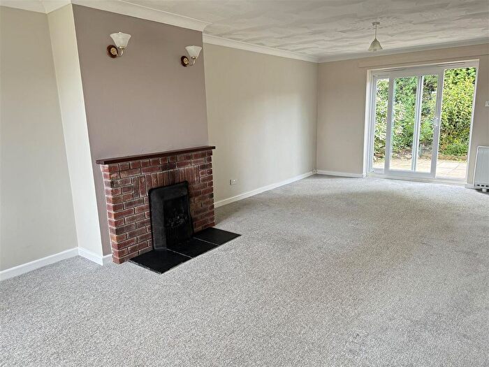 4 Bedroom Detached House For Sale In Creakavose Park, St Stephen, St. Stephen, PL26