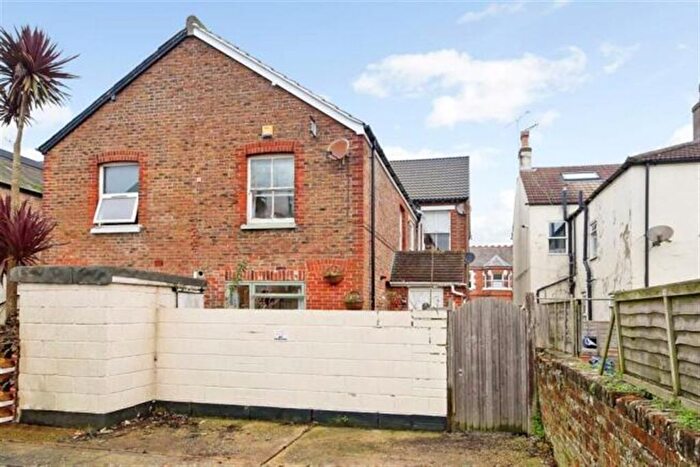 2 Bedroom Semi-Detached House To Rent In Canada Grove (The Cottage), Bognor Regis, West Sussex, PO21