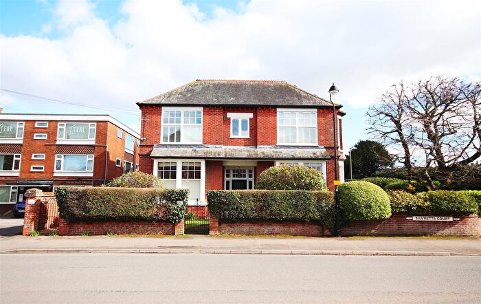 1 Bedroom Flat To Rent In New Street, Lymington, SO41