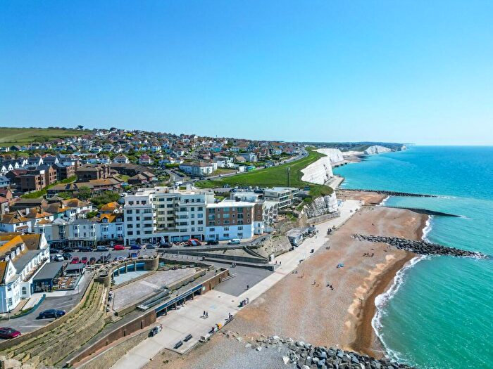 3 Bedroom Flat For Sale In High Street, Rottingdean, BN2