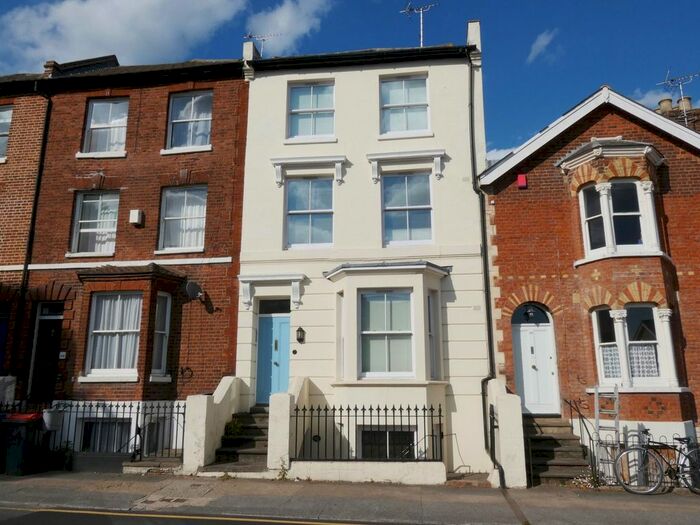 1 Bedroom Flat To Rent In Whitstable Road, Canterbury, CT2