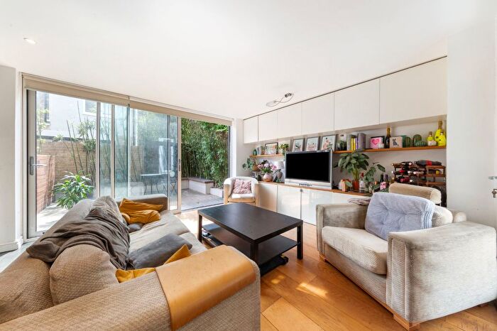 3 Bedroom Flat To Rent In Cabul Road, Battersea, SW11