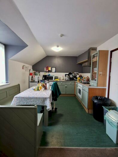 6 Bedroom House To Rent In Francis Street, Brynmill, Swansea, SA1