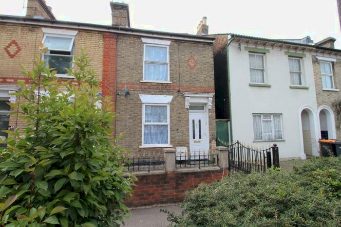 3 Bedroom End Of Terrace House To Rent In Brereton Road, Bedford, Bedfordshire, MK40
