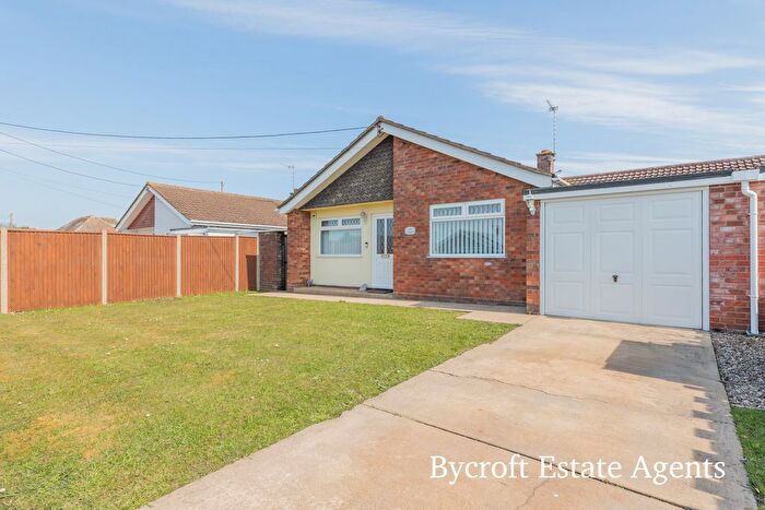 4 Bedroom Detached Bungalow For Sale In Bush Road, Winterton-On-Sea, NR29